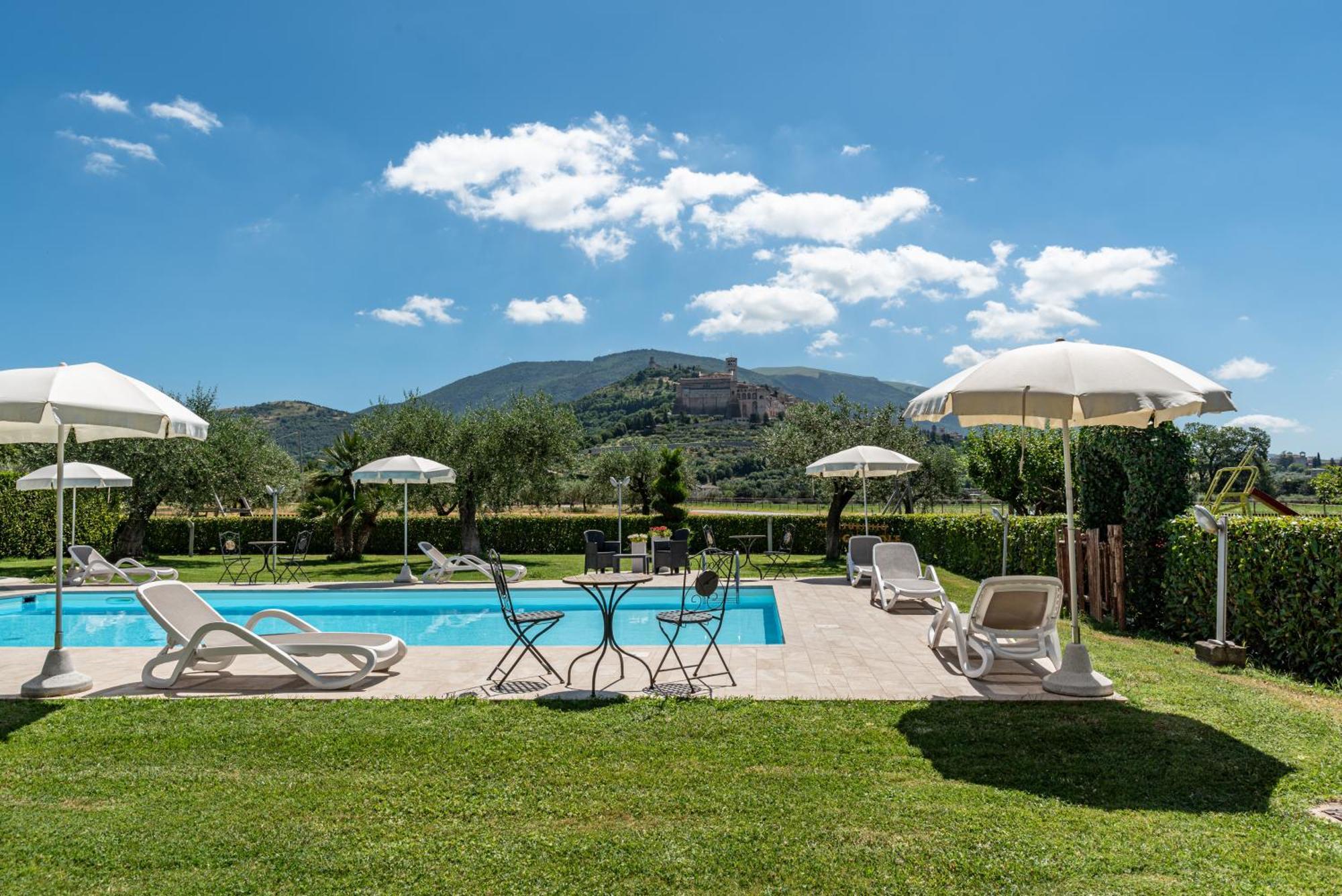 Agriturismo Il Girasole أسيسي المظهر الخارجي الصورة