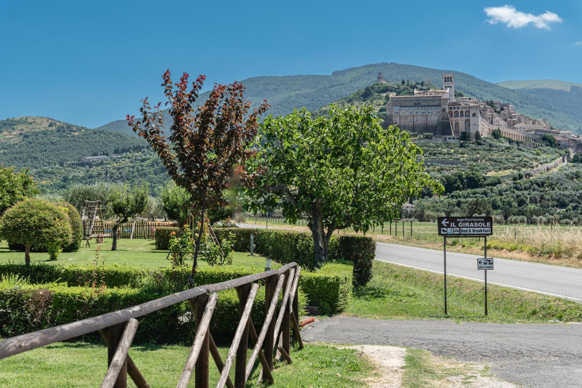 Agriturismo Il Girasole أسيسي المظهر الخارجي الصورة
