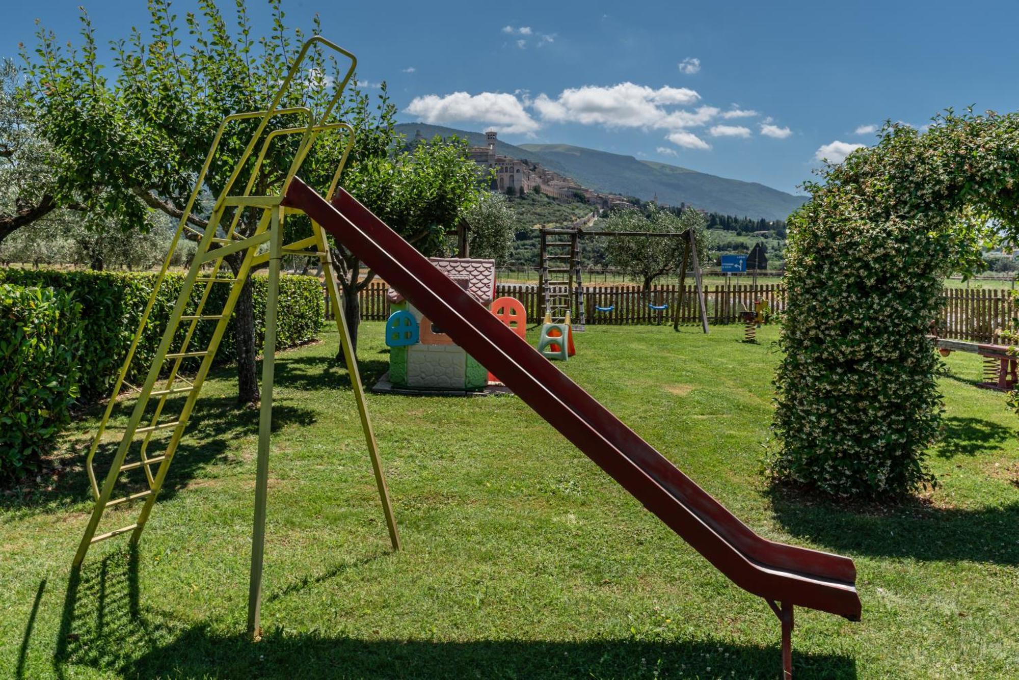 Agriturismo Il Girasole أسيسي المظهر الخارجي الصورة