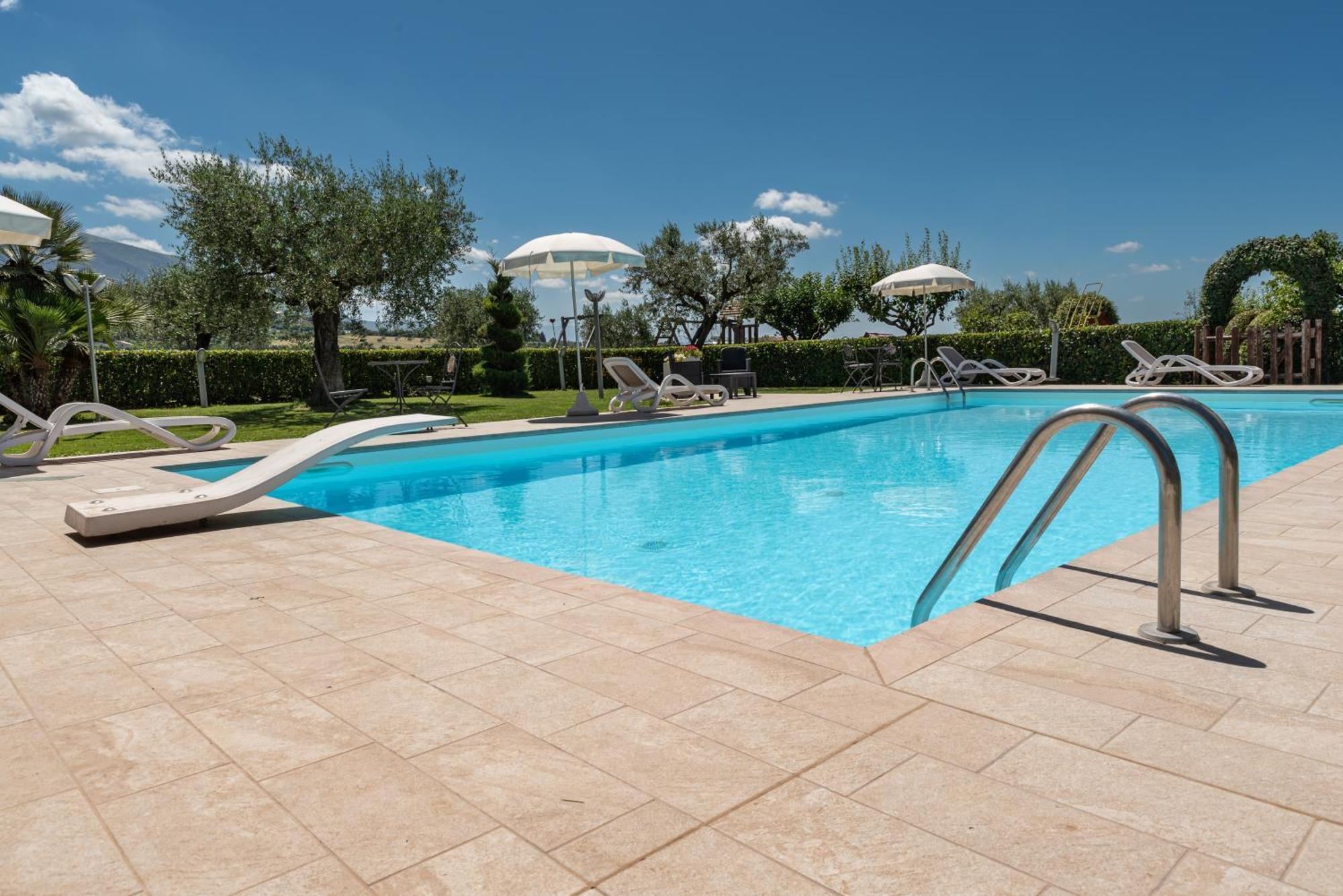 Agriturismo Il Girasole أسيسي المظهر الخارجي الصورة