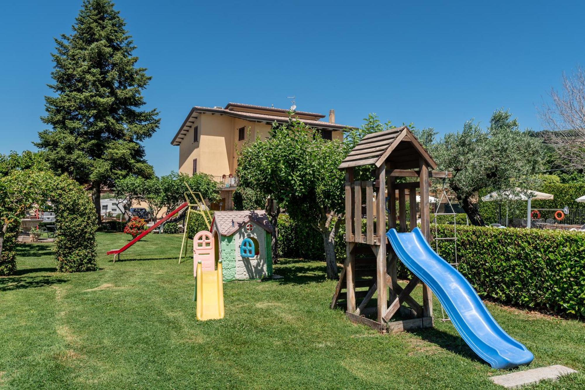 Agriturismo Il Girasole أسيسي المظهر الخارجي الصورة
