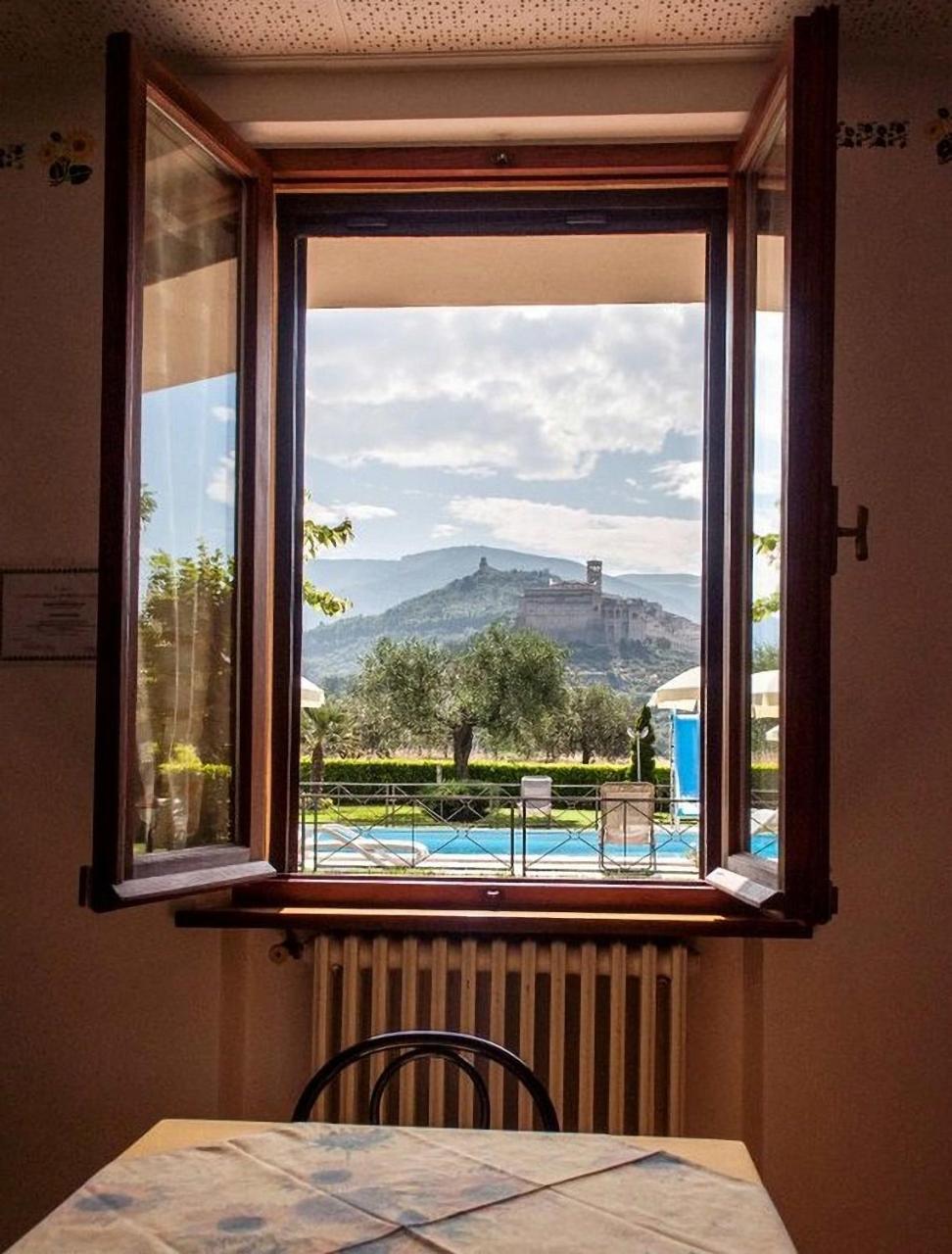 Agriturismo Il Girasole أسيسي المظهر الخارجي الصورة