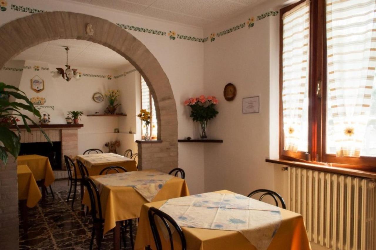 Agriturismo Il Girasole أسيسي المظهر الخارجي الصورة
